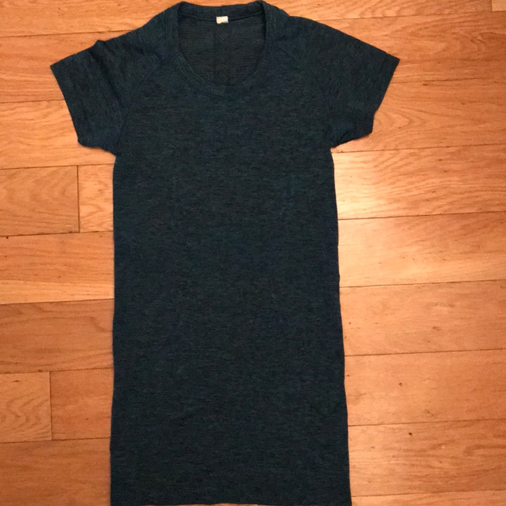 Teal Lululemon swiftly tech tee size 2
